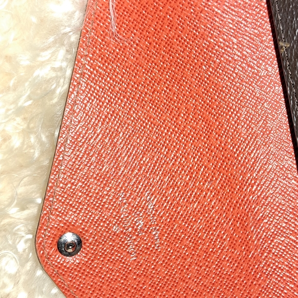 LV Marie Wallet - Picture 4 of 11